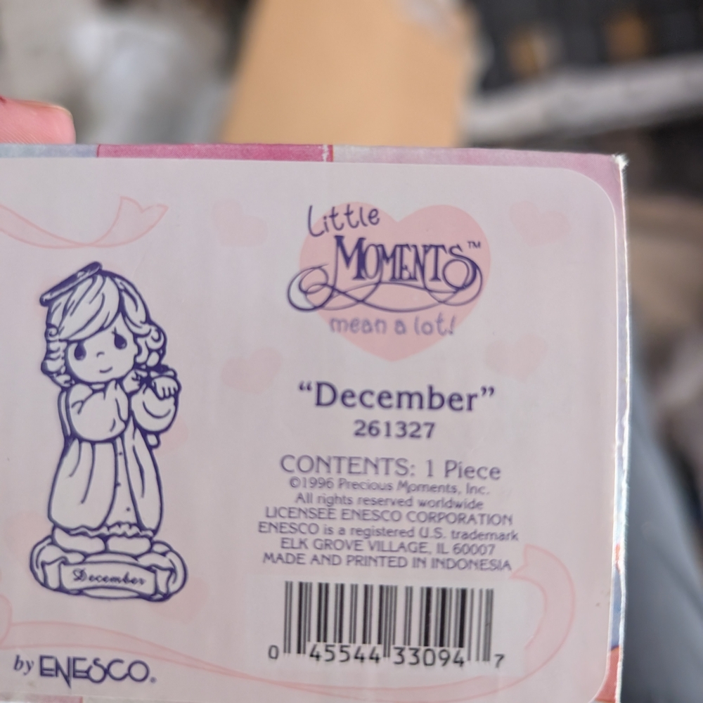 Enesco Little Moments December Angel Figurine